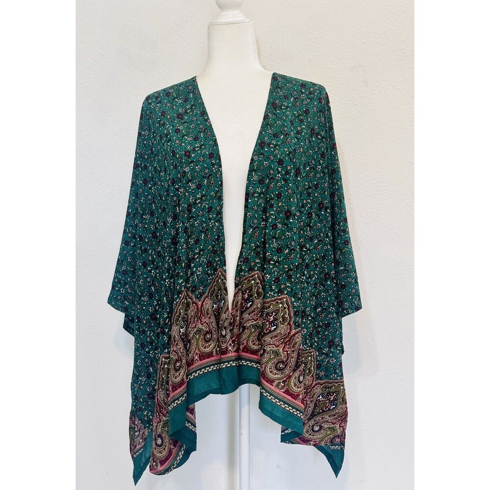 Do Everything In Love Anthropologie One Size Ditzy Floral Dolman Sleeve Kimono